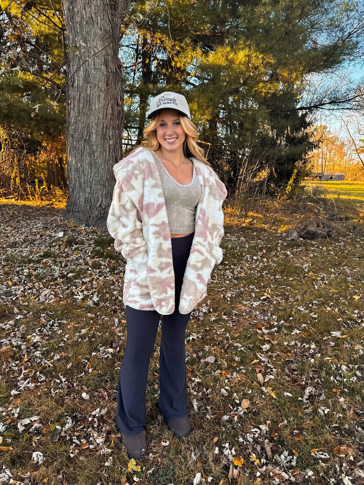 The Cozy Cloud Sherpa - Pink Camo