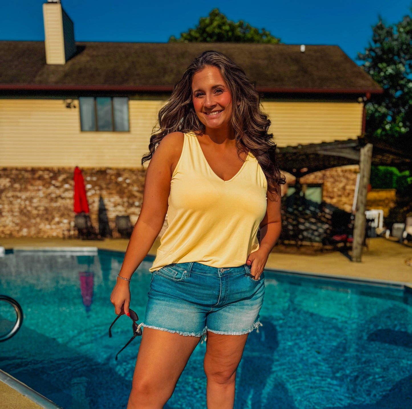 Banana Smoothie V-Neck Tank - Bamboo